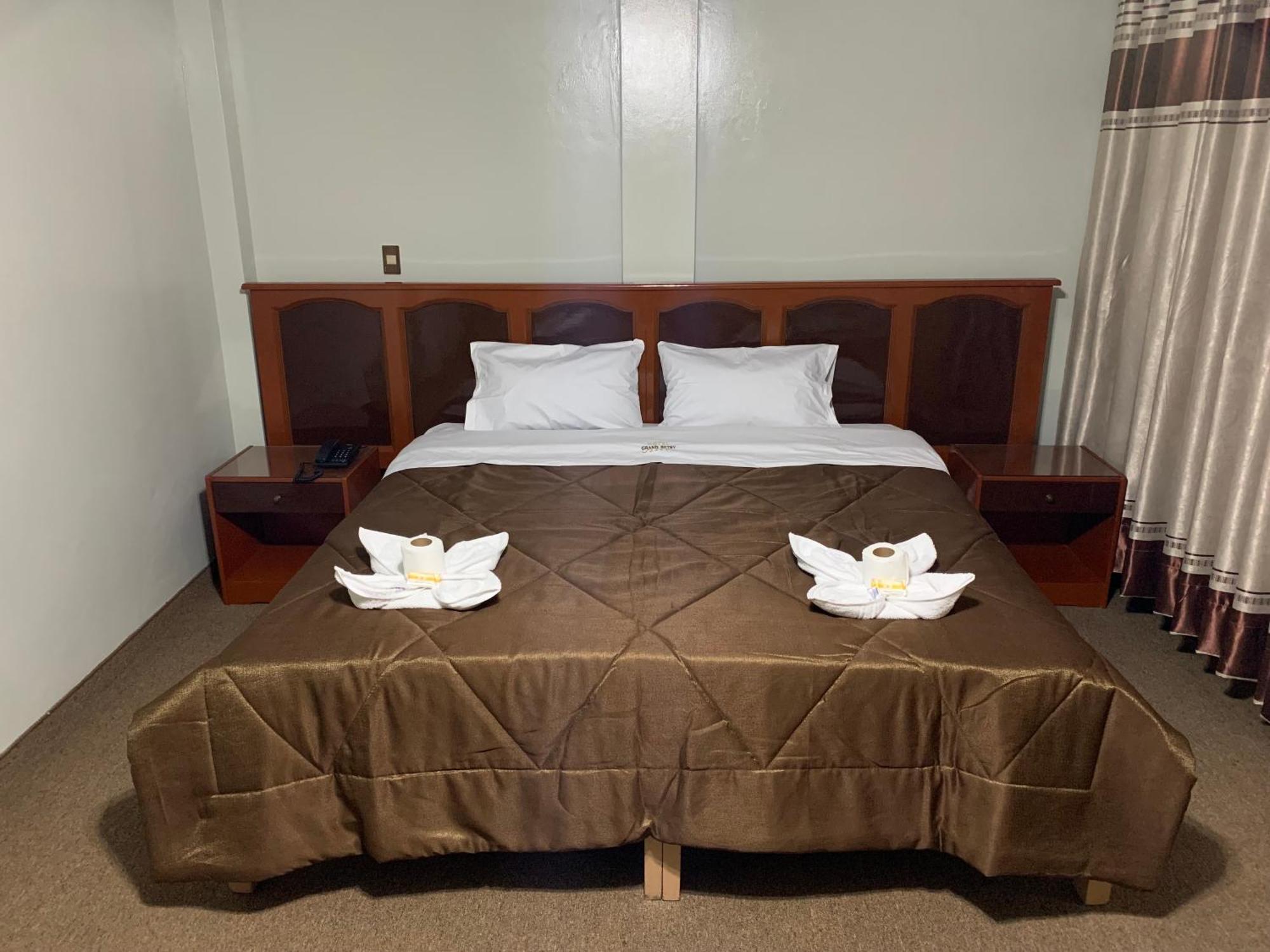 Grand Hotel Betsy Lima Luaran gambar