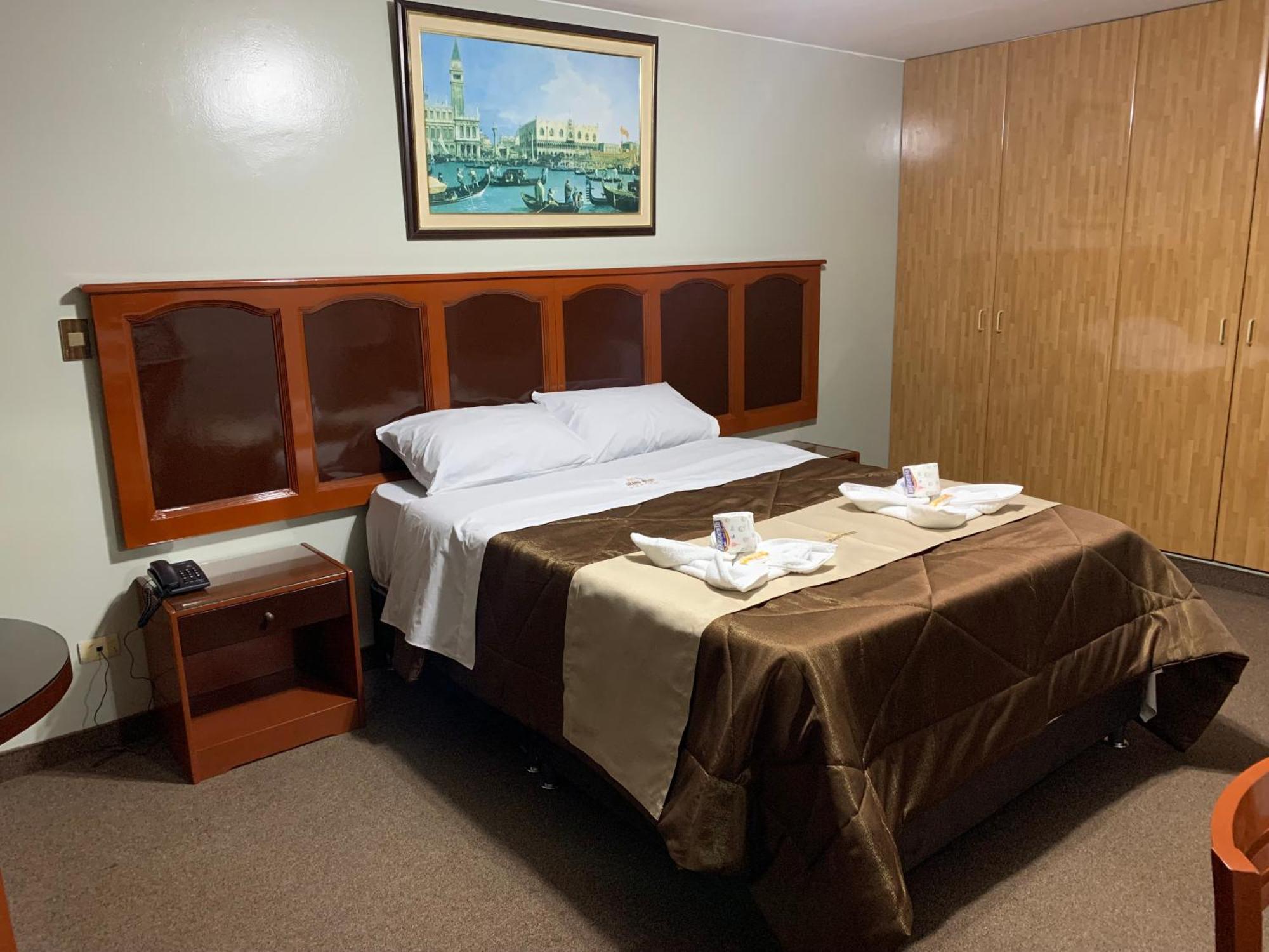 Grand Hotel Betsy Lima Luaran gambar