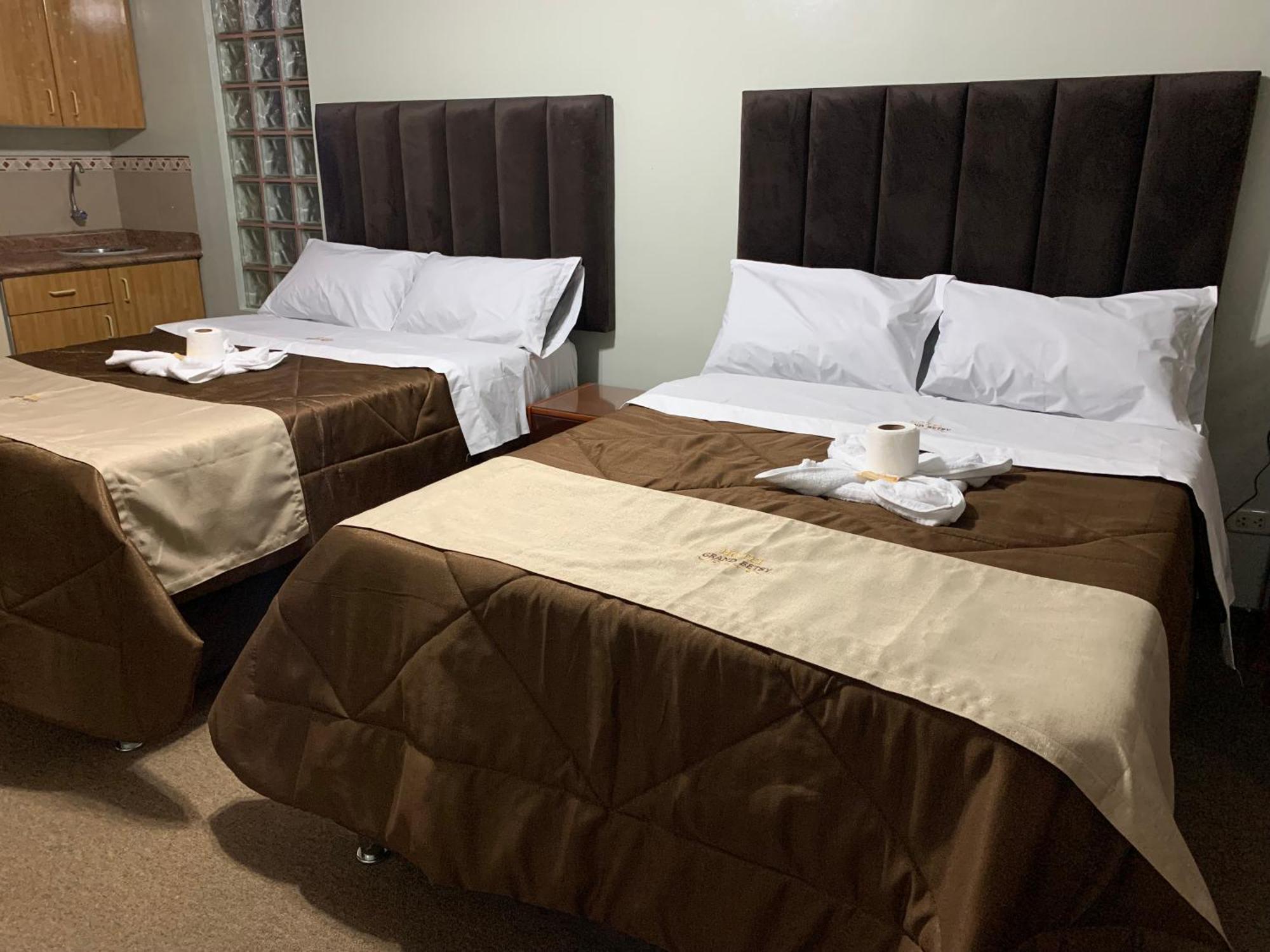 Grand Hotel Betsy Lima Luaran gambar