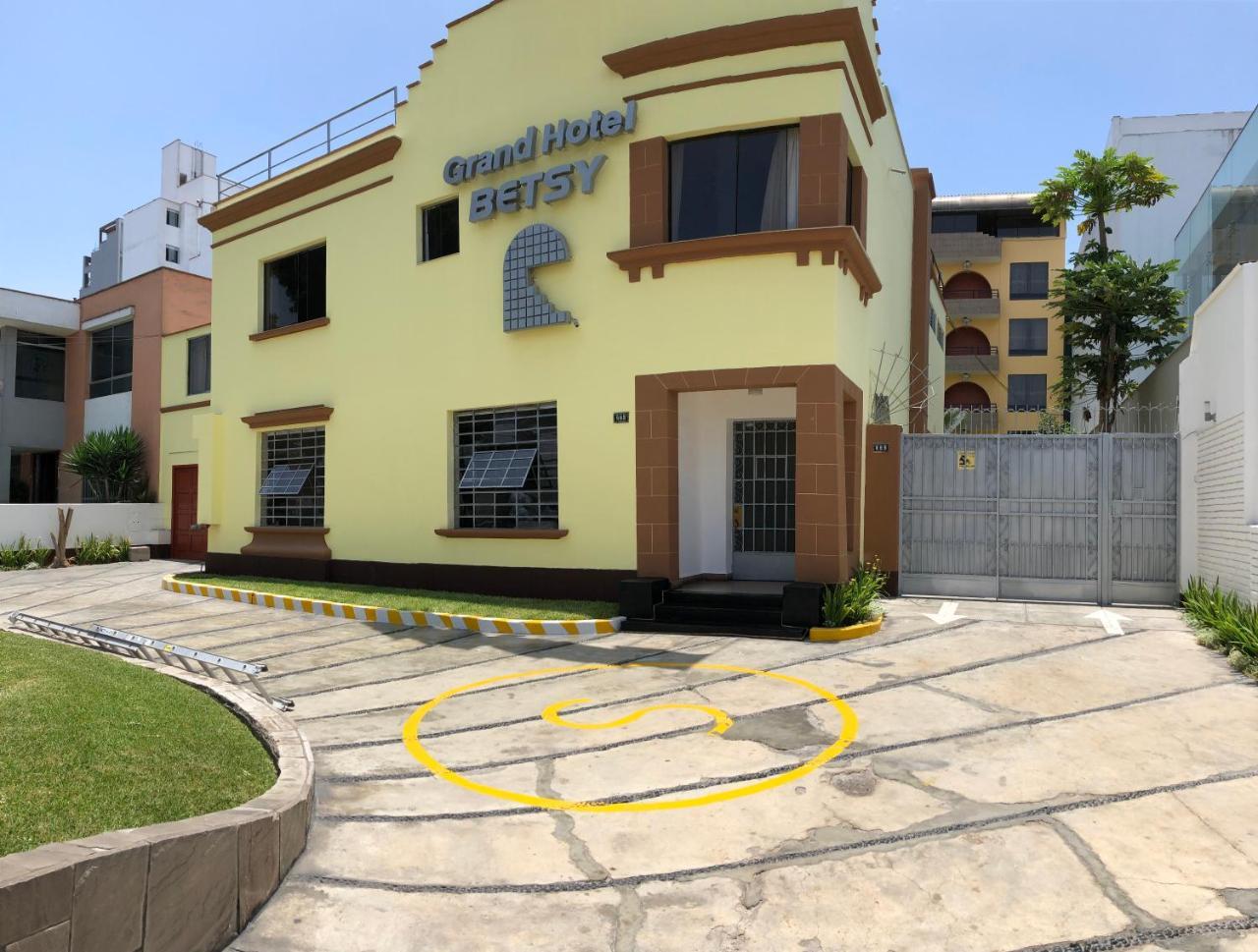 Grand Hotel Betsy Lima Luaran gambar