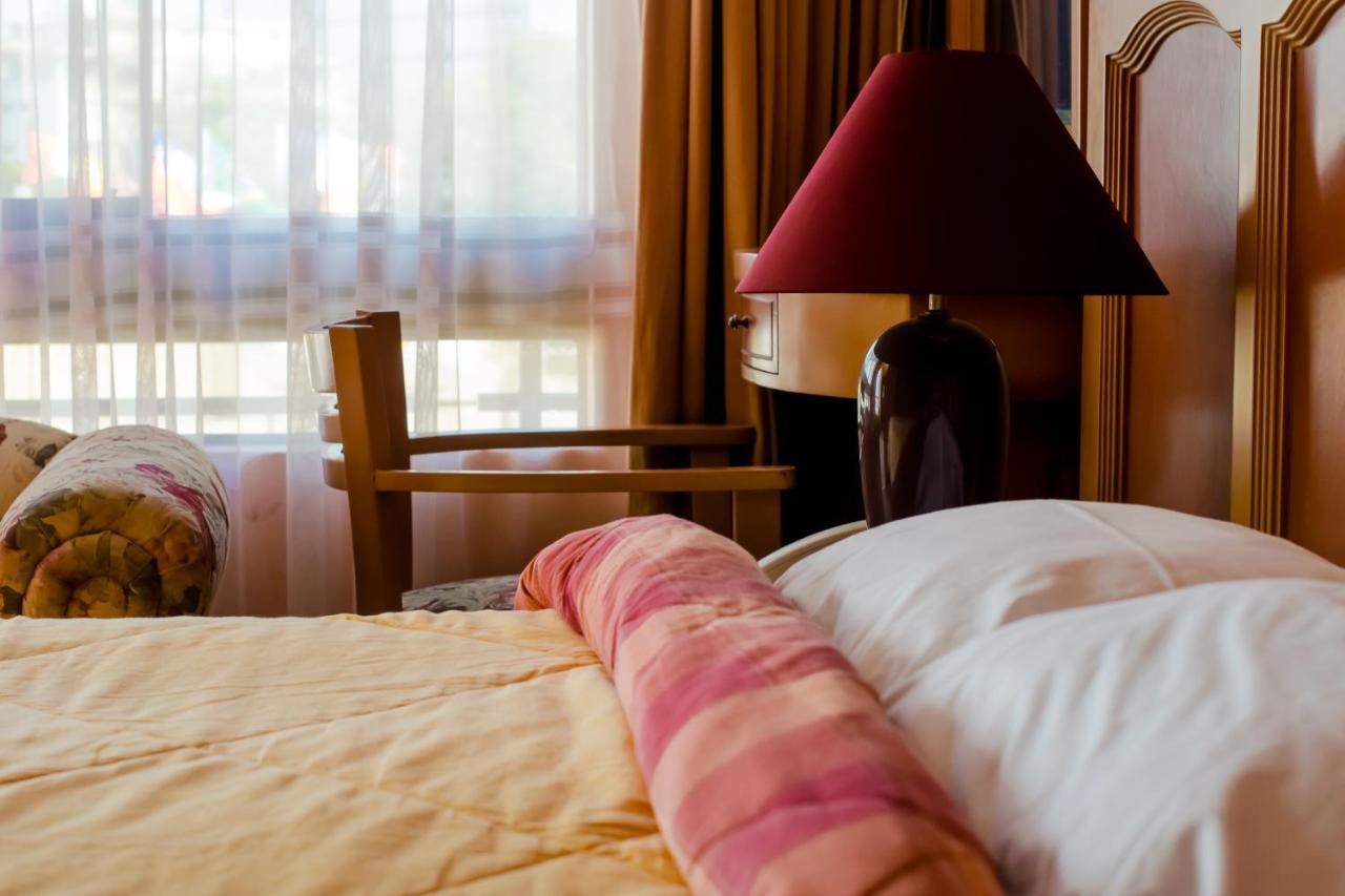 Grand Hotel Betsy Lima Luaran gambar